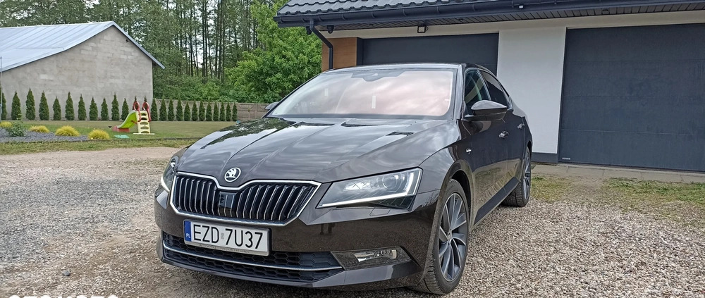 Skoda Superb cena 77000 przebieg: 144000, rok produkcji 2015 z Opole małe 211